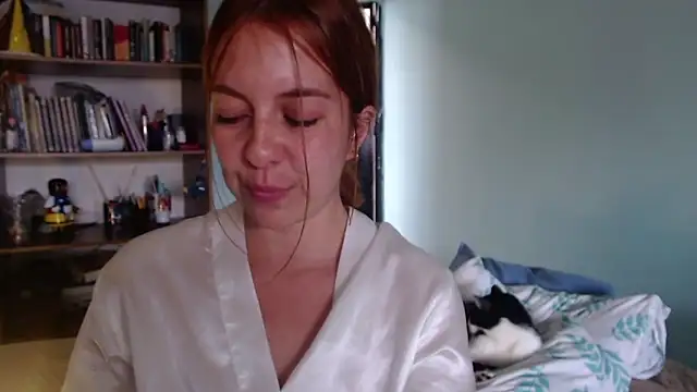violetapeter 1 online show from 12, 5, 2026
