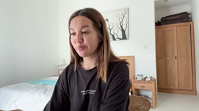 Snapshot of Nelly_Fischer chatting on 21, 11, 2025 Nelly Fischer online show from 21, 11, 2025