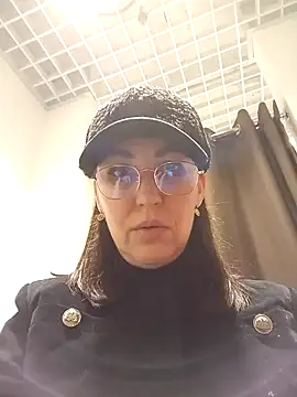 Ulyana72882 online show from 4, 1, 2025