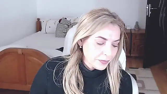 Snapshot of evamaria2024 chatting on 6, 2, 2025 evamaria2024 online show from 6, 2, 2025