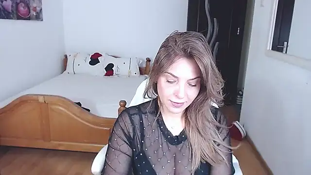 Snapshot of evamaria2024 chatting on 29, 10, 2025 evamaria2024 online show from 29, 10, 2025