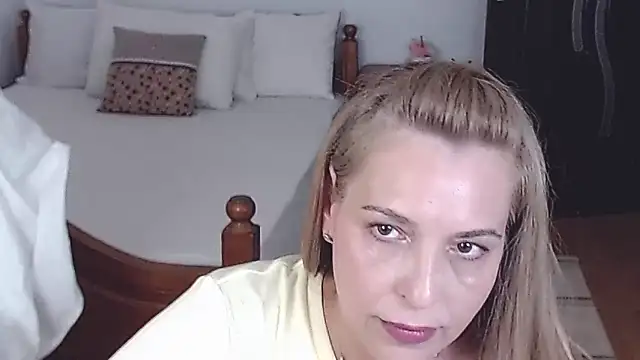 Snapshot of evamaria2024 chatting on 29, 6, 2026 evamaria2024 online show from 29, 6, 2026