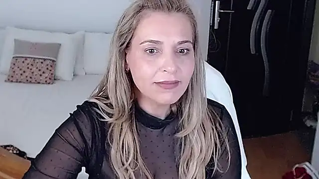Snapshot of evamaria2024 chatting on 13, 7, 2026 evamaria2024 online show from 13, 7, 2026
