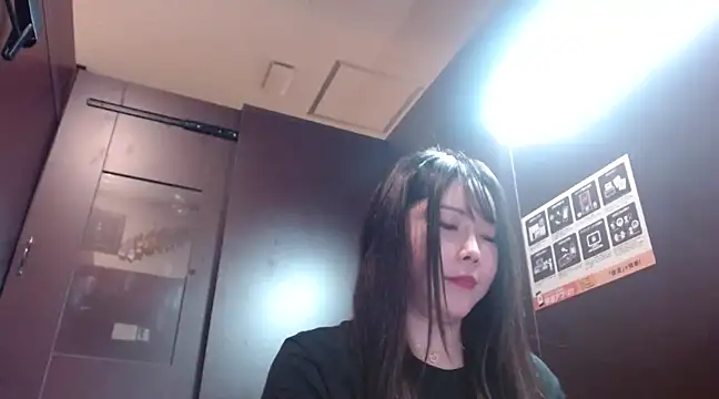 NATINATU252525 online show from 15, 12, 2024