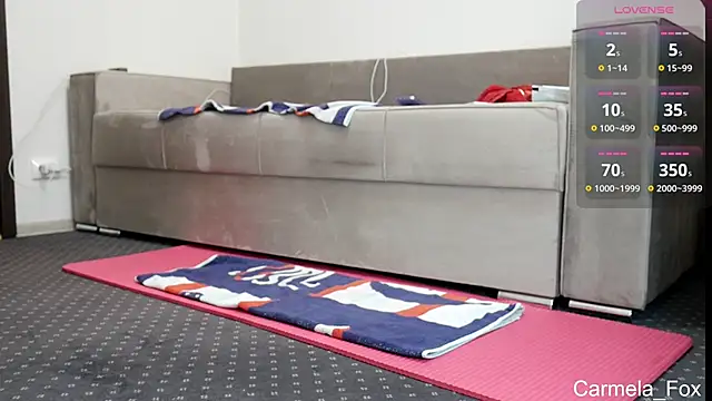 Carmela fox online show from 17, 9, 2025