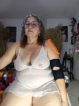 evelin hott online show from 31, 5, 2026