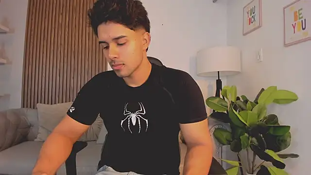 liam collins21 online show from 7, 10, 2025