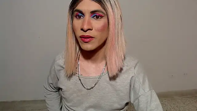 HugeDanex online show from 3, 12, 2025