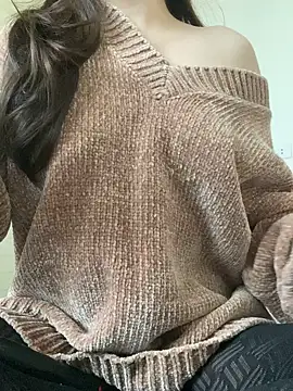 Ruby bear online show from 19, 11, 2025