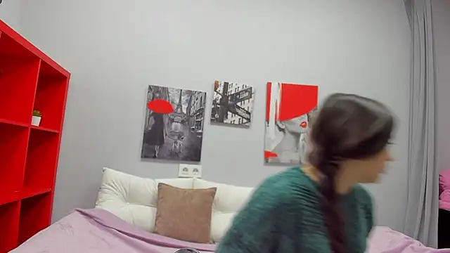 Tiny JuJu online show from 24, 10, 2025