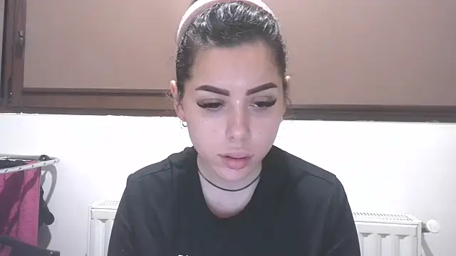 LovelyJulliette online show from 7, 2, 2026