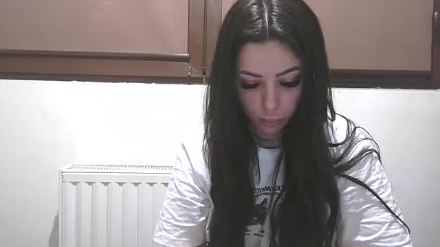Snapshot of LovelyJulliette chatting on 18, 4, 2026 LovelyJulliette online show from 18, 4, 2026