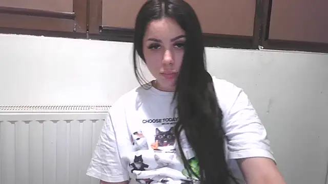 Snapshot of LovelyJulliette chatting on 18, 4, 2026 LovelyJulliette online show from 18, 4, 2026