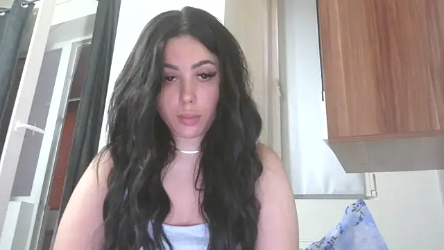 Snapshot of LovelyJulliette chatting on 12, 6, 2026 LovelyJulliette online show from 12, 6, 2026