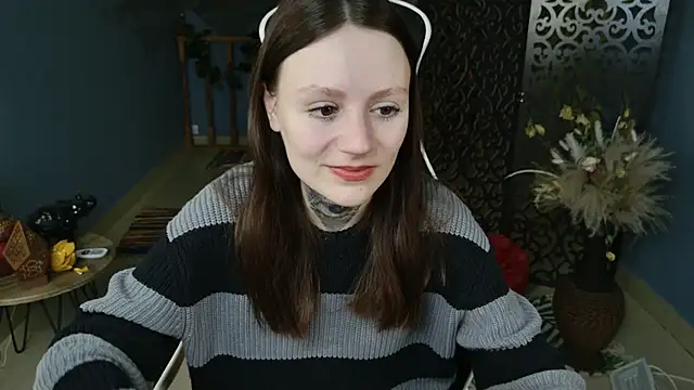 Snapshot of VeliraBraitberg chatting on 2, 3, 2025 VeliraBraitberg online show from 2, 3, 2025