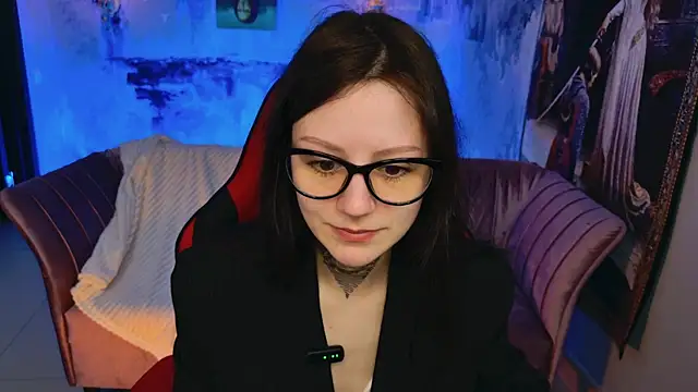 VeliraBraitberg online show from 19, 4, 2026