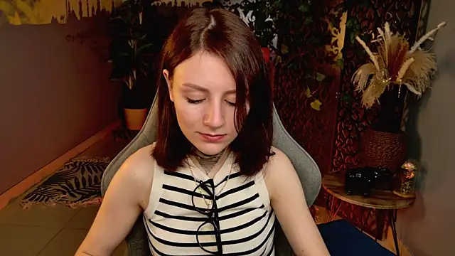 Snapshot of VeliraBraitberg chatting on 28, 7, 2026 VeliraBraitberg online show from 28, 7, 2026