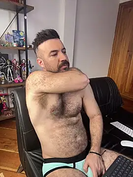 Snapshot of ADONIS_ART01 chatting on 16, 4, 2026 ADONIS ART01 online show from 16, 4, 2026