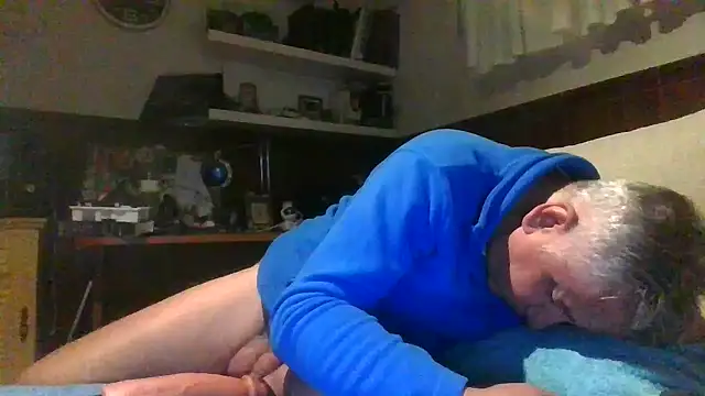 Snapshot of fransexdol chatting on 2, 1, 2025 fransexdol online show from 2, 1, 2025