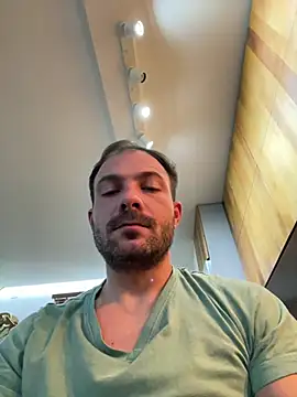 Adventurehotman online show from 17, 2, 2025