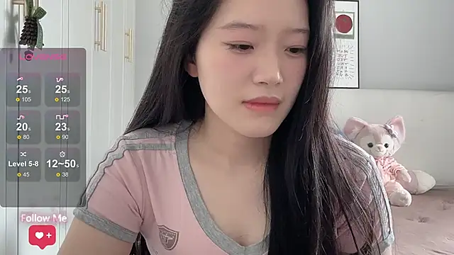 Snapshot of rose-u chatting on 20, 6, 2026 rose-u online show from 20, 6, 2026