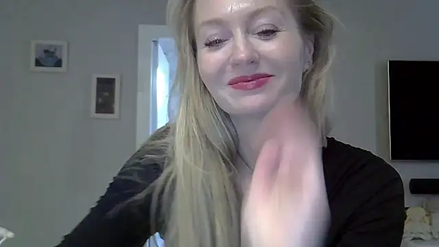 ZarinaSwift online show from 18, 10, 2025