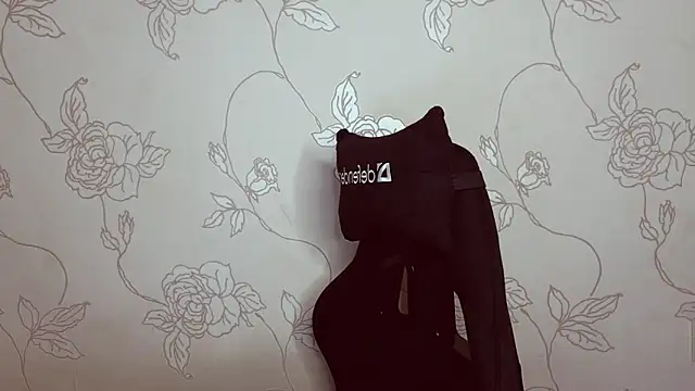 Snapshot of Miss_ka chatting on 14, 12, 2024 Miss ka online show from 14, 12, 2024