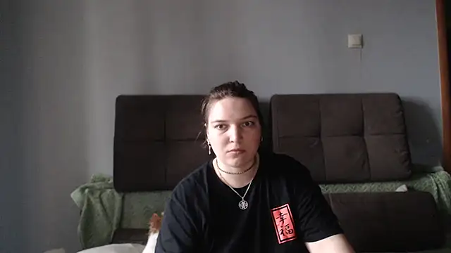 Amelia Kiss  online show from 7, 5, 2026