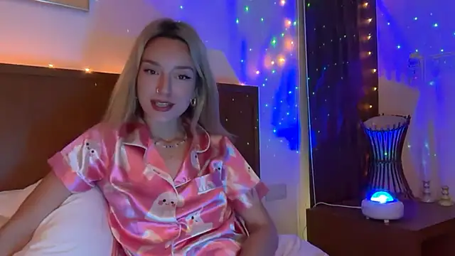 SirenaBelle online show from 22, 11, 2025