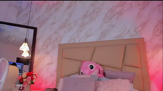 Snapshot of _Hollywood_1 chatting on 26, 2, 2026 Hollywood 1 online show from 26, 2, 2026