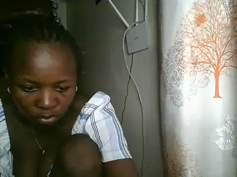 Snapshot of Sonnia_ chatting on 2, 2, 2025 Sonnia online show from 2, 2, 2025