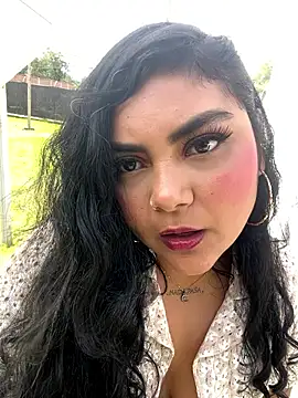 Snapshot of Juli_Walker chatting on 27, 2, 2026 Juli Walker online show from 27, 2, 2026