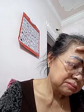 Hotestlove online show from 10, 10, 2025