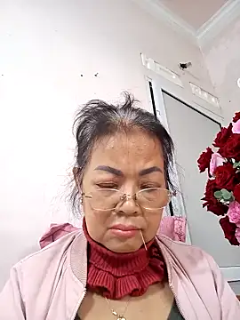 Hotestlove online show from 3, 2, 2026