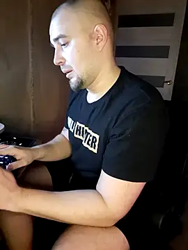 Foxyshaved online show from 24, 1, 2025