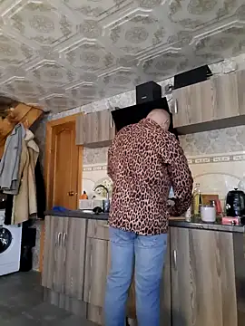 Foxyshaved online show from 26, 1, 2025