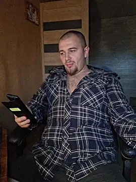 Foxyshaved online show from 21, 9, 2025