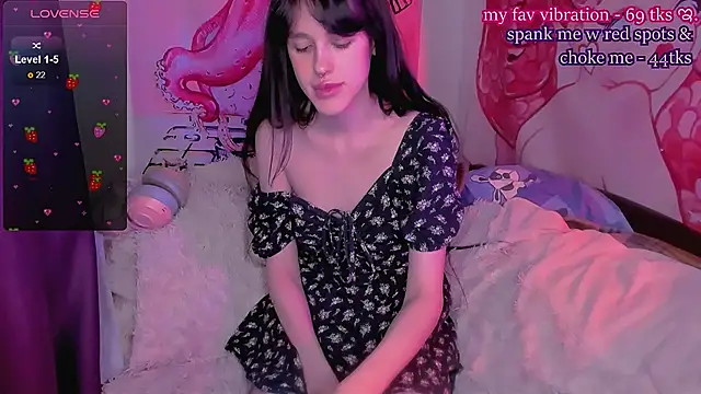 Sofagreen  online show from 4, 12, 2024