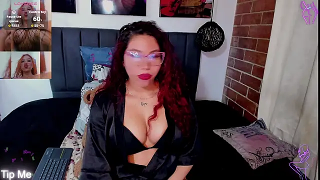 kyliejenner hot online show from 10, 10, 2025