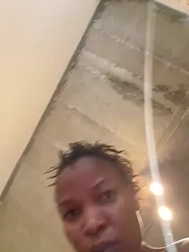 Snapshot of slimcateee chatting on 4, 6, 2026 slimcateee online show from 4, 6, 2026