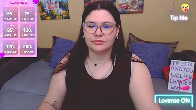 Snapshot of JuliaKeln chatting on 7, 6, 2026 JuliaKeln online show from 7, 6, 2026