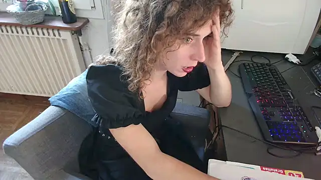 Prxscillia Tx online show from 2, 10, 2025