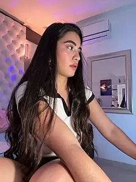 ZarahEvans online show from 10, 12, 2024