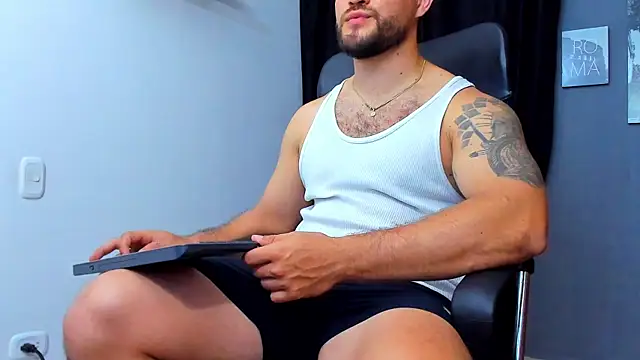 Snapshot of AndrewDiaz chatting on 5, 11, 2025 AndrewDiaz online show from 5, 11, 2025