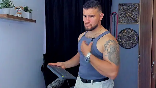 Snapshot of AndrewDiaz chatting on 28, 2, 2026 AndrewDiaz online show from 28, 2, 2026