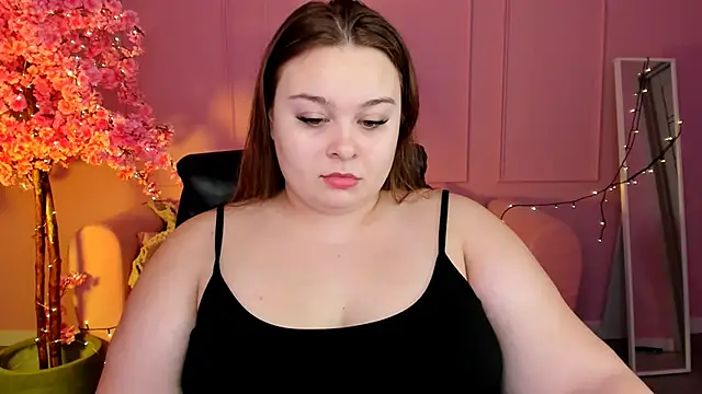 Snapshot of KimberlyMaran chatting on 28, 12, 2024 KimberlyMaran online show from 28, 12, 2024