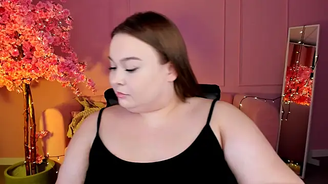 Snapshot of KimberlyMaran chatting on 28, 12, 2024 KimberlyMaran online show from 28, 12, 2024