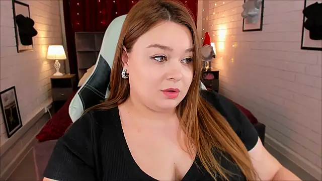 Snapshot of KimberlyMaran chatting on 2, 2, 2025 KimberlyMaran online show from 2, 2, 2025