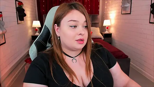 Snapshot of KimberlyMaran chatting on 18, 2, 2025 KimberlyMaran online show from 18, 2, 2025