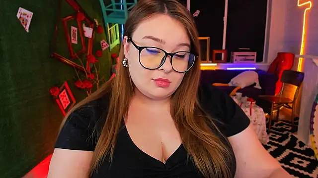 Snapshot of KimberlyMaran chatting on 22, 2, 2025 KimberlyMaran online show from 22, 2, 2025